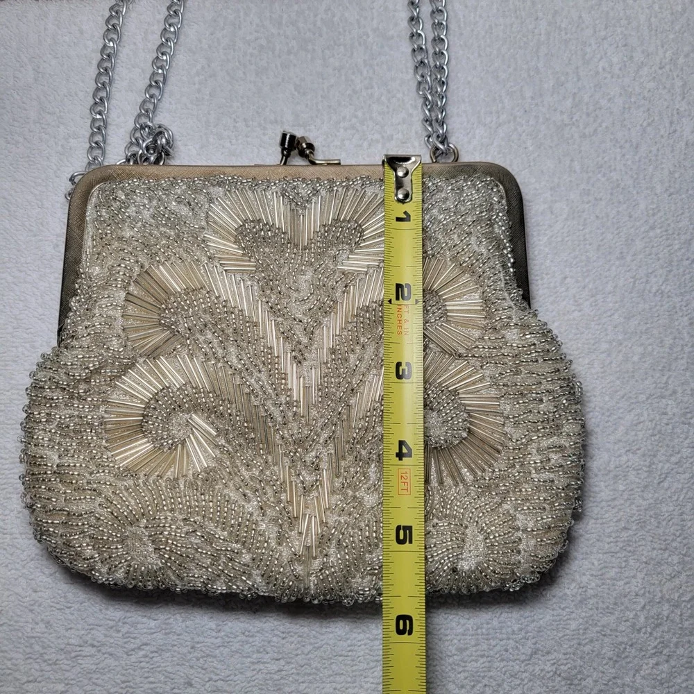 La Regale Vintage 1960s Beaded Evening Bag Silver Art Deco Kiss Lock Clutch